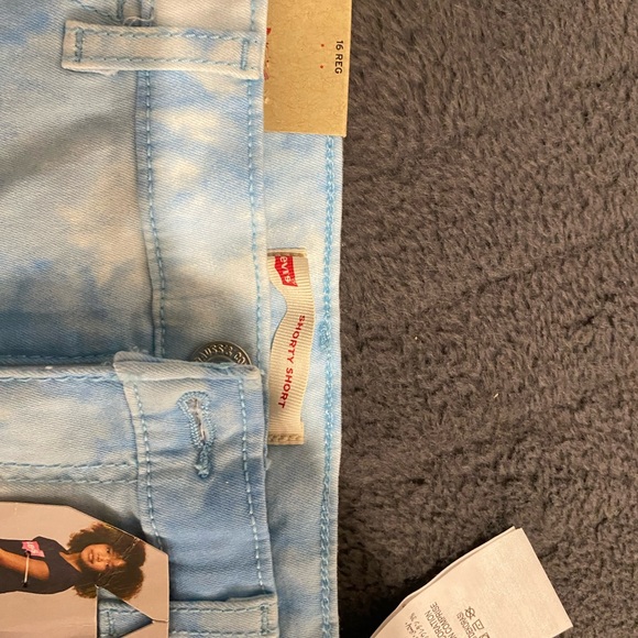 Levi’s Kids Shorty Shorts - Picture 5 of 5